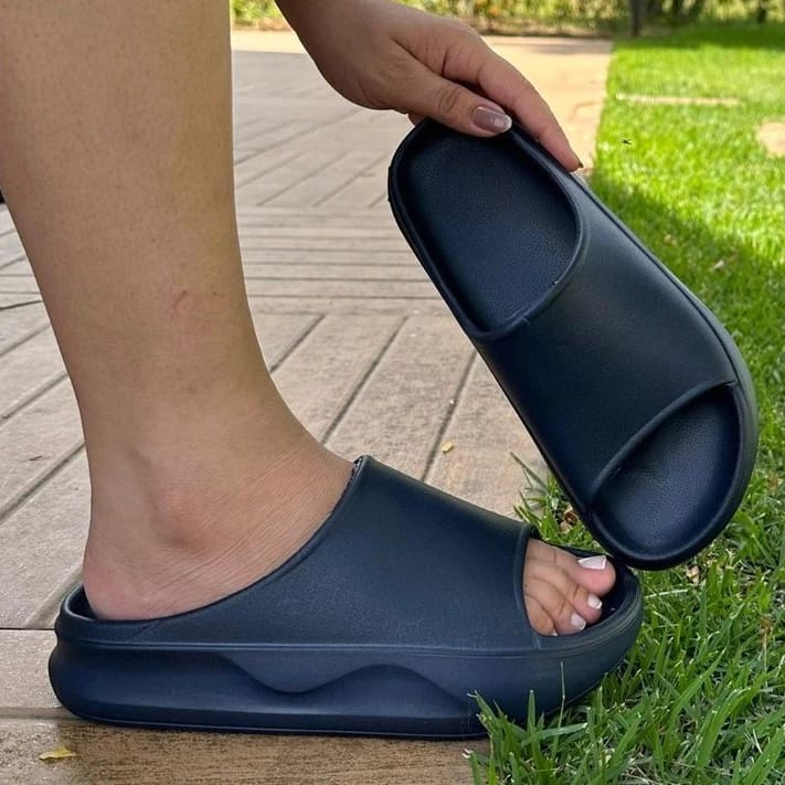 Sandália Aluá — liberdade nos pés, leveza no corpo